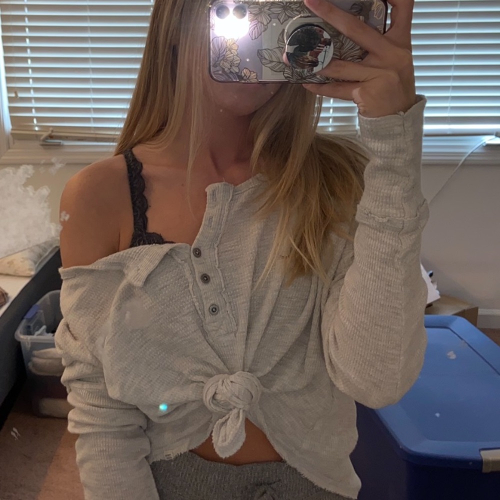 BILLABONG grey henley
